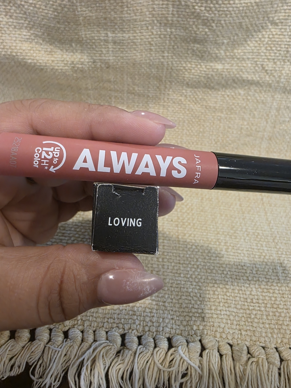 JAFRA ALWAYS Lip Color Stick - Loving (Soft Rose)